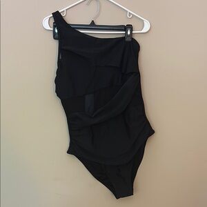 Cupshe Black One-Shoulder Swim One Piece